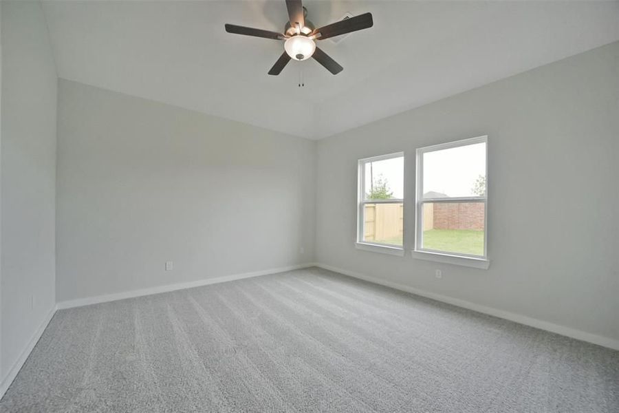 Spacious, unfurnished interior of a new home in Sunterra, Katy (Image 93). Spacious, unfurnished interior of a new home in Sunterra, Katy (Image 93).