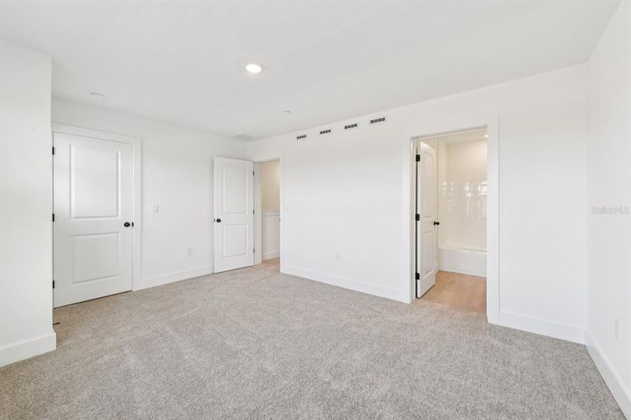 Spacious, unfurnished interior of a new home in Parkview at Hamlin, Winter Garden (Image 26). Spacious, unfurnished interior of a new home in Parkview at Hamlin, Winter Garden (Image 26).