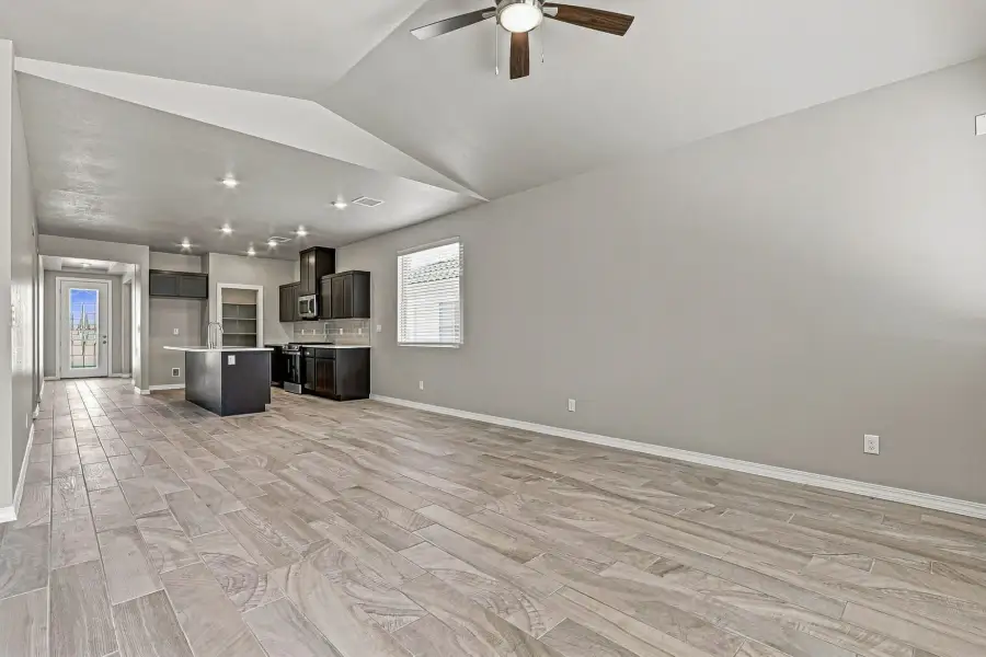 Representative unfurnished interior of a home built from the Sagebrush by View Homes in Paseo del Este, El Paso (Image 14). Representative unfurnished interior of a home built from the Sagebrush by View Homes in Paseo del Este, El Paso (Image 14).