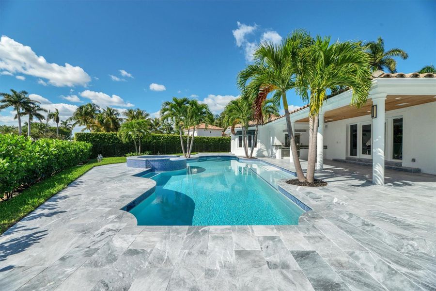 Exterior details and patio area of a home in , Fort Lauderdale (Image 21).