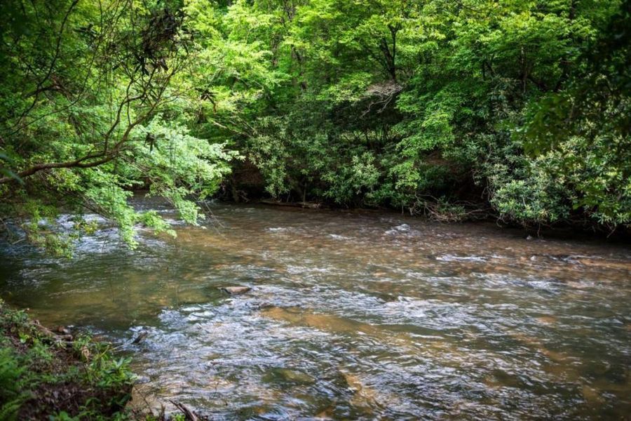 Natural landscape and outdoor views near in McCaysville (Image 58). Natural landscape and outdoor views near in McCaysville (Image 58).