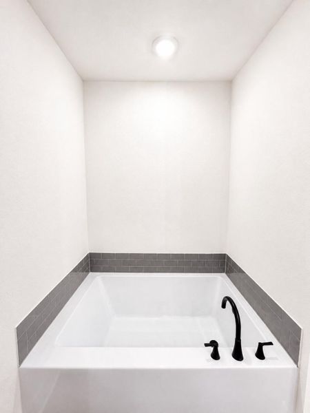 Primary Soaker Tub