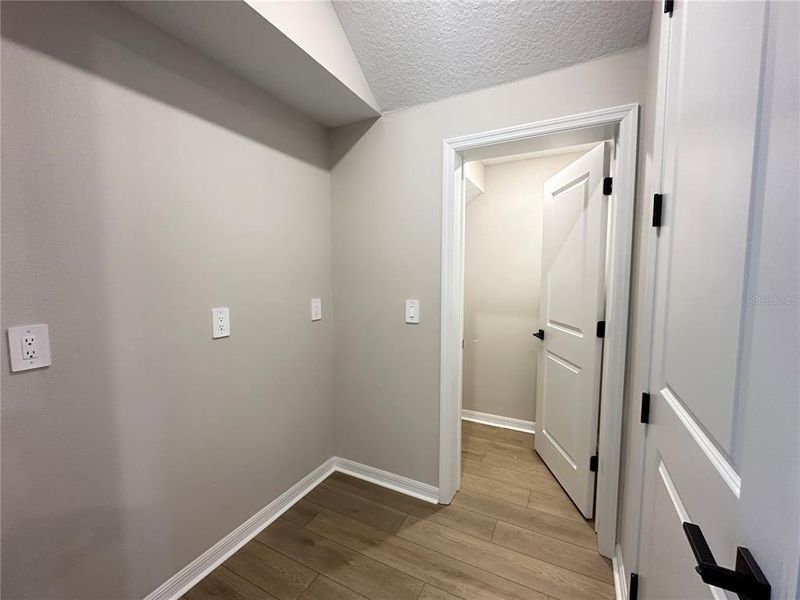 Spacious, unfurnished interior of a new home in Berry Bay, Wimauma (Image 14).