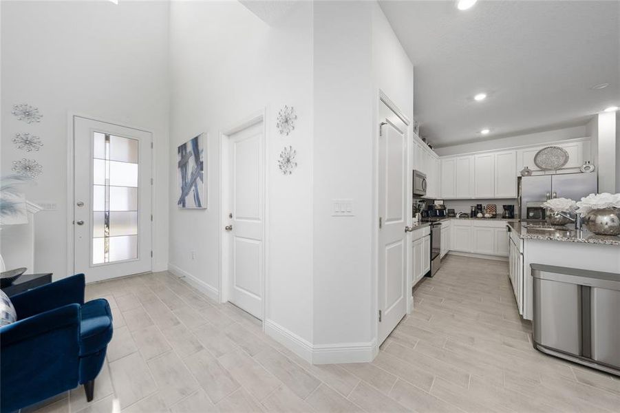 Furnished interior view inside a new home in , Minneola (Image 7).