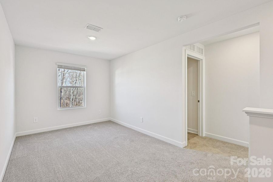 Spacious, unfurnished interior of a new home in Harper Landing, Stanley (Image 14).