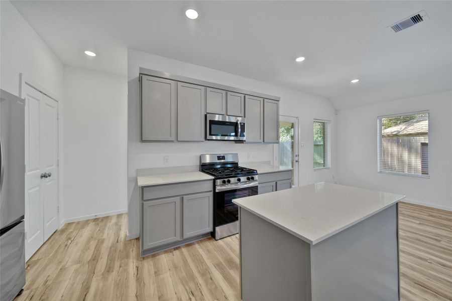 Furnished interior view inside a new home in The Highlands: Richmond Collections, Porter (Image 8).