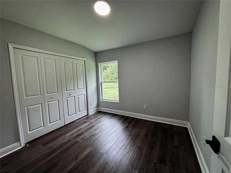 Spacious, unfurnished interior of a new home in , Sebring (Image 6).