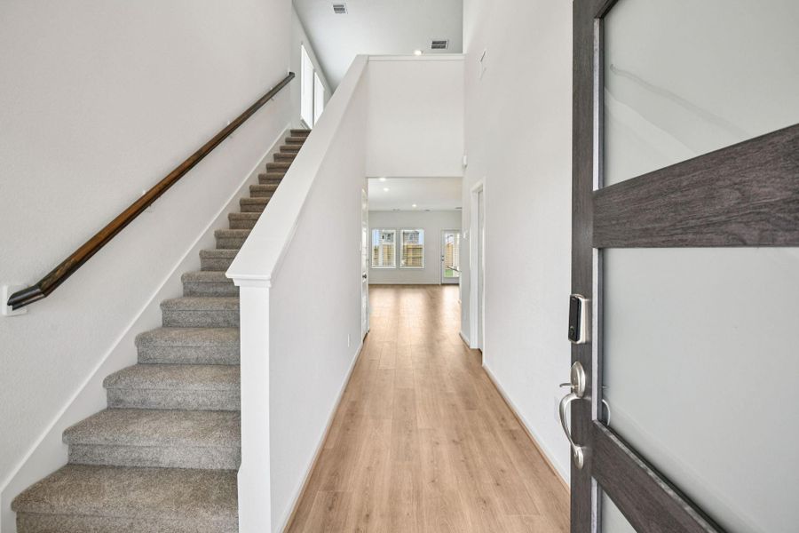 Spacious, unfurnished interior of a new home in Landing Meadows - Traditional Series, New Caney (Image 20).