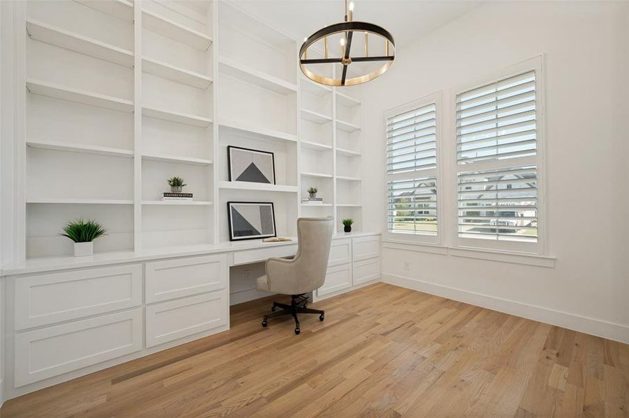 Furnished interior view inside a new home in , Prosper (Image 27).