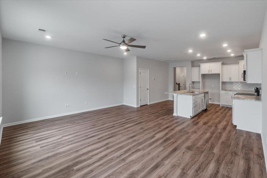 Spacious, unfurnished interior of a new home in , Goose Creek (Image 20). Spacious, unfurnished interior of a new home in , Goose Creek (Image 20).