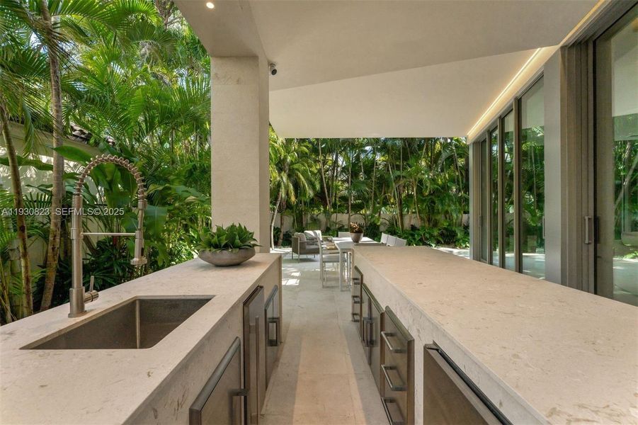 Community amenities in , Miami (Image 56).