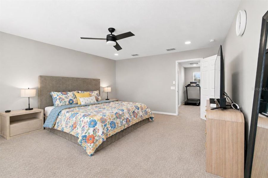 Furnished interior view inside a new home in Epperson, Wesley Chapel (Image 10). Furnished interior view inside a new home in Epperson, Wesley Chapel (Image 10).