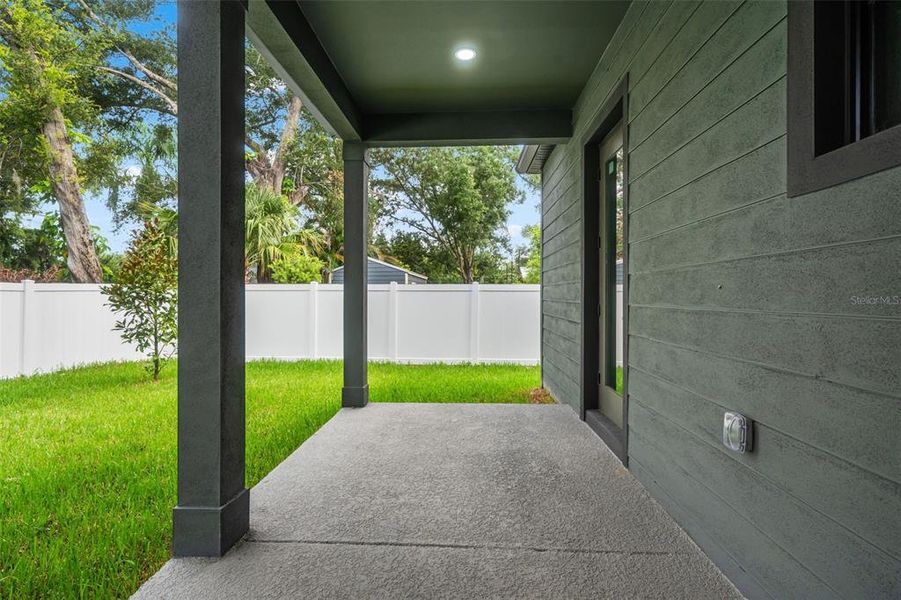 Exterior details and patio area of a home in , Tampa (Image 37).