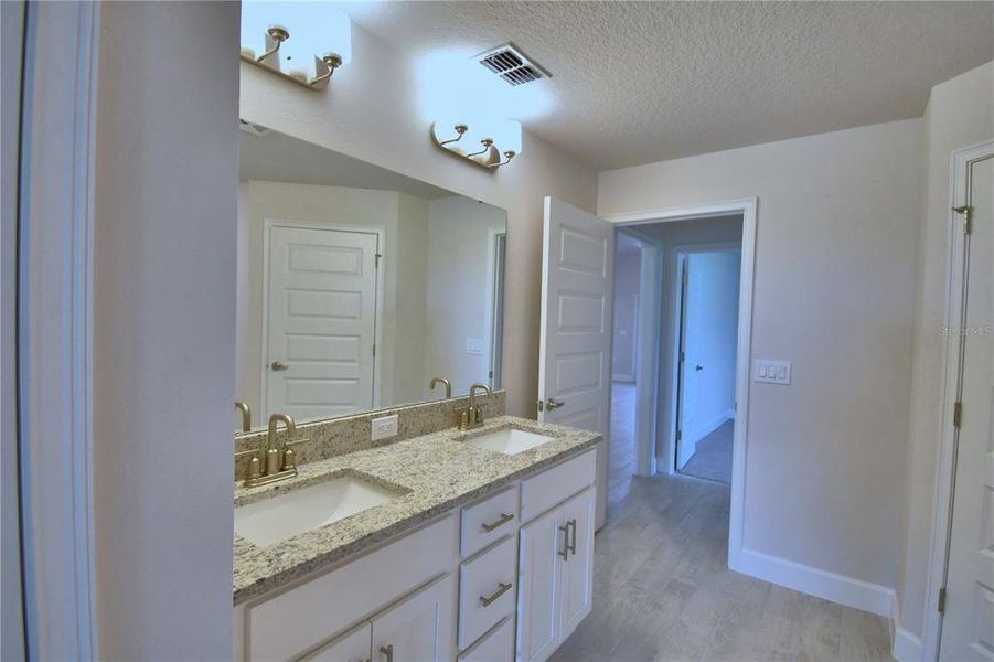 Furnished interior view inside a new home in Lake Juliana Estates, Auburndale (Image 13). Furnished interior view inside a new home in Lake Juliana Estates, Auburndale (Image 13).
