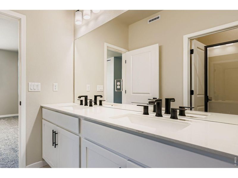 Furnished interior view inside a new home in , Longmont (Image 6).