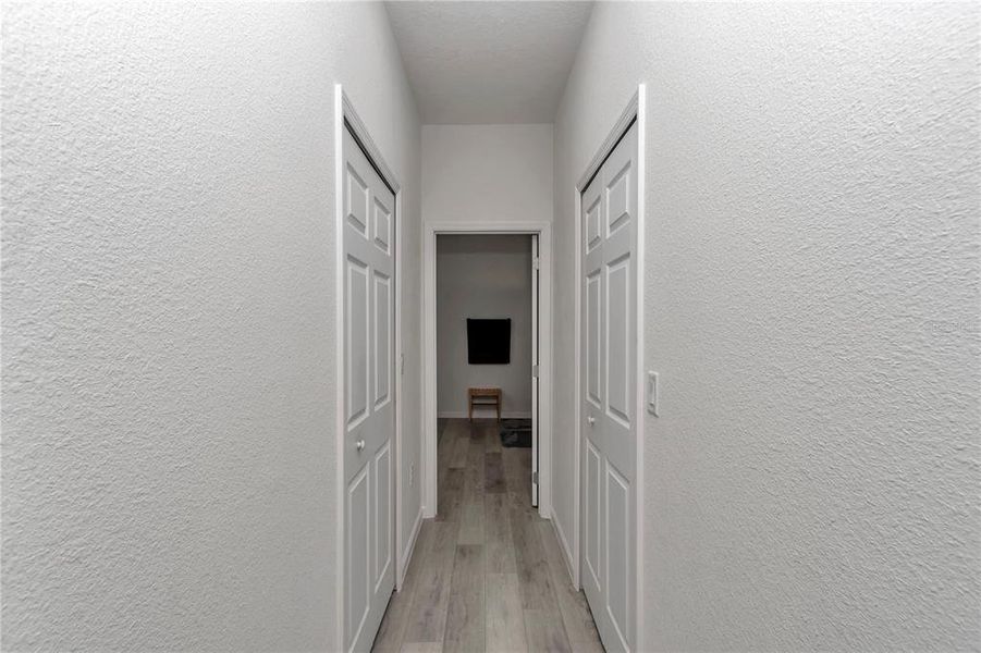 Spacious, unfurnished interior of a new home in , Ocala (Image 18).