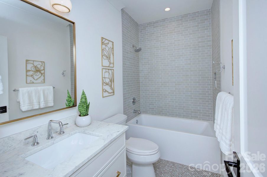 Guest bathroom upstairs