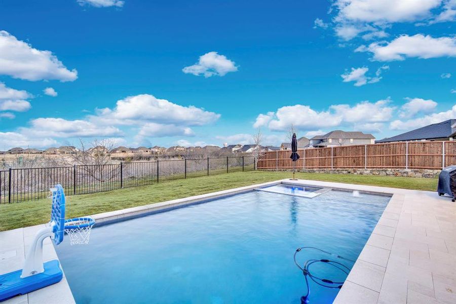Community amenities in Sweetgrass, Haslet (Image 34).