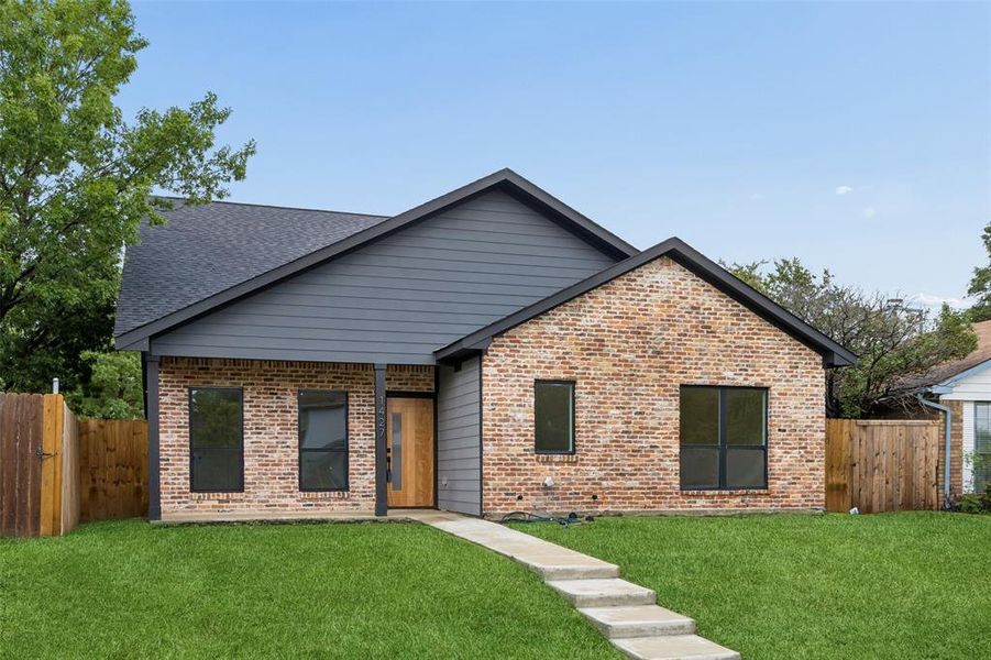 Front exterior of a new home in , Mesquite, TX, highlighting curb appeal (Image 26).
