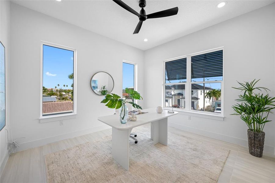 Furnished interior view inside a new home in , Madeira Beach (Image 40).