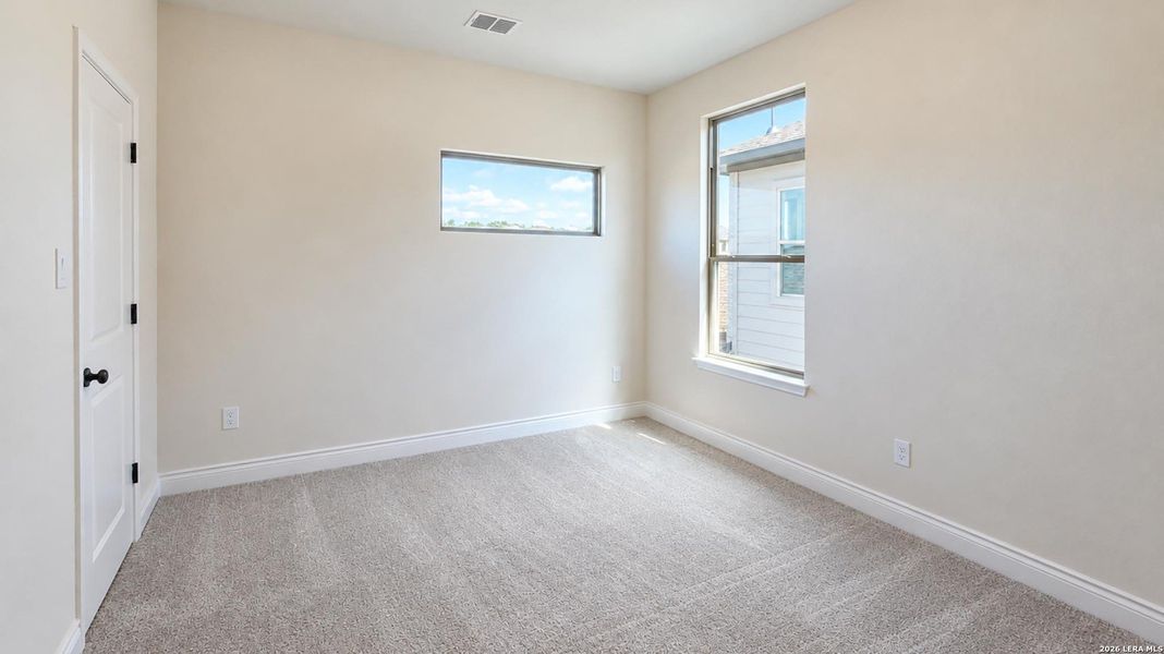 Spacious, unfurnished interior of a new home in Legacy at Lake Dunlap, New Braunfels (Image 25).