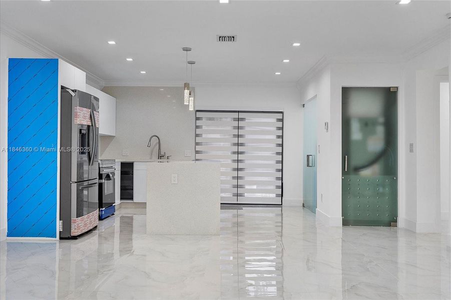 Image 23 of a home in .