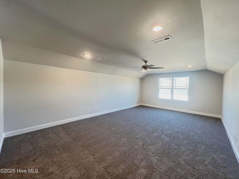 Spacious, unfurnished interior of a new home in Cool Water, Bailey (Image 44).