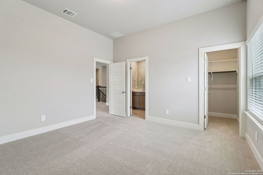 Spacious, unfurnished interior of a new home in Sagebrooke - Classic Series, San Antonio (Image 40). Spacious, unfurnished interior of a new home in Sagebrooke - Classic Series, San Antonio (Image 40).
