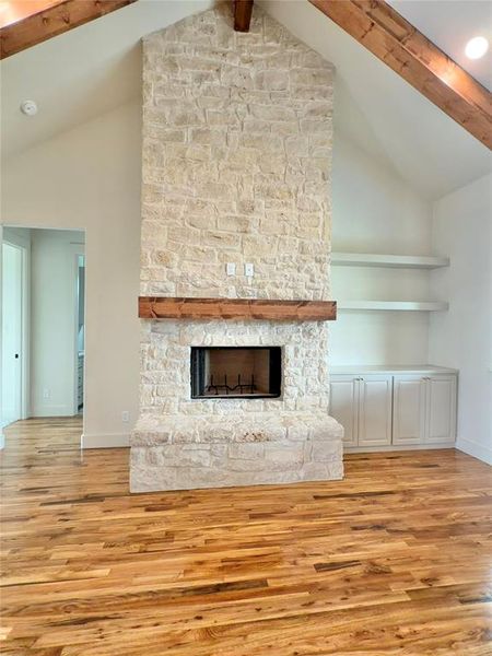 Close-up of interior finishes inside a home in , Weatherford (Image 16).