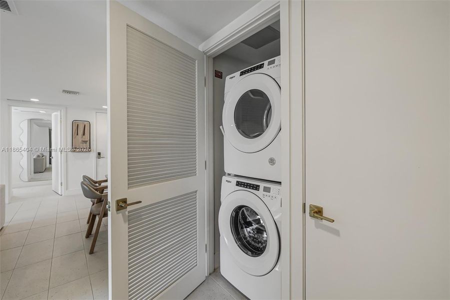 Furnished interior view inside a new home in , Miami (Image 35). Furnished interior view inside a new home in , Miami (Image 35).