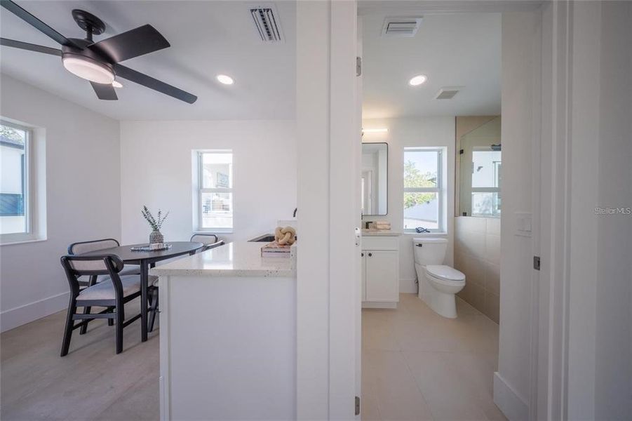 Furnished interior view inside a new home in , Sarasota (Image 70).
