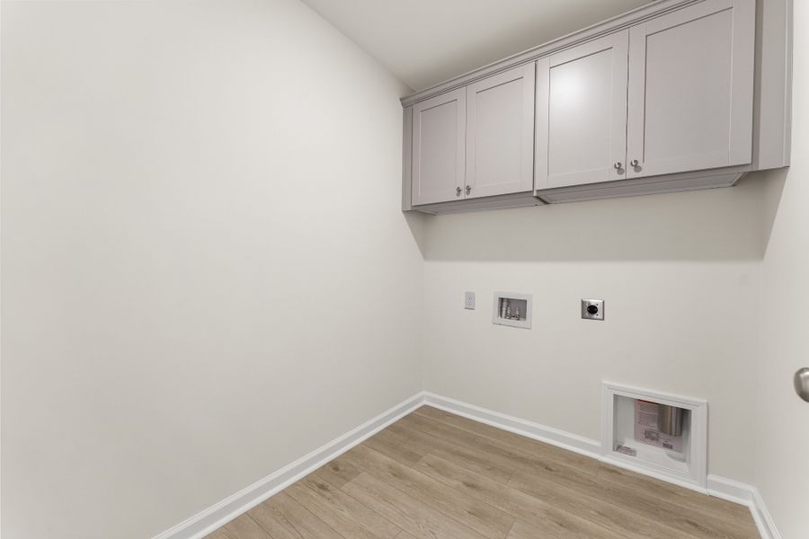 Spacious, unfurnished interior of a new home in Tucker Ridge, Pendleton (Image 19).