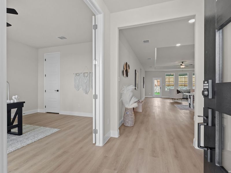 Image 37 of a home in The Reserve at Potranco Oaks.