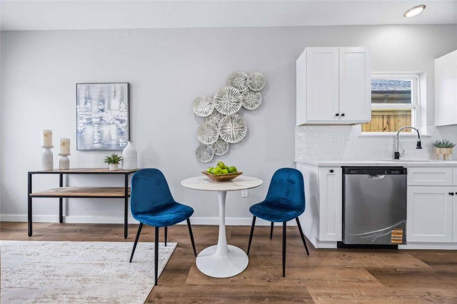 Furnished interior view inside a new home in , Houston (Image 8). Furnished interior view inside a new home in , Houston (Image 8).