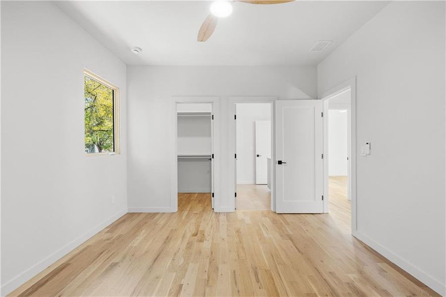 Spacious, unfurnished interior of a new home in , Atlanta (Image 21).