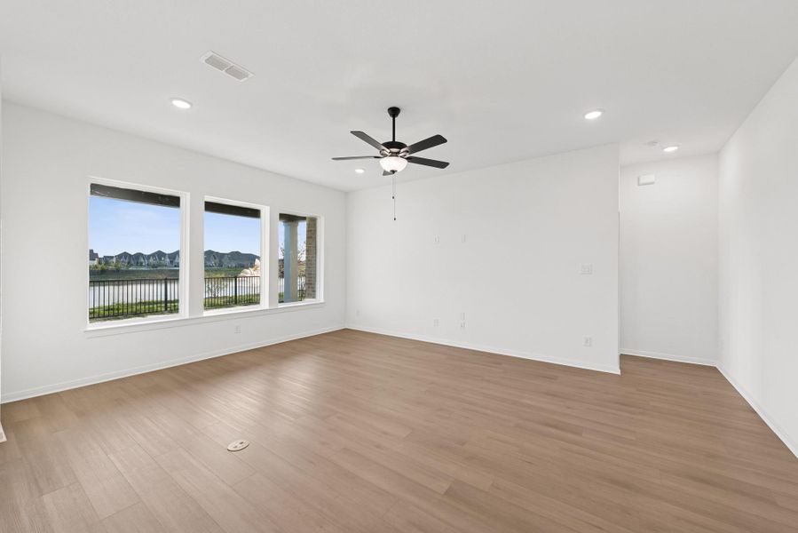 Spacious, unfurnished interior of a new home in Oakwood Estates, Waller (Image 30). Spacious, unfurnished interior of a new home in Oakwood Estates, Waller (Image 30).