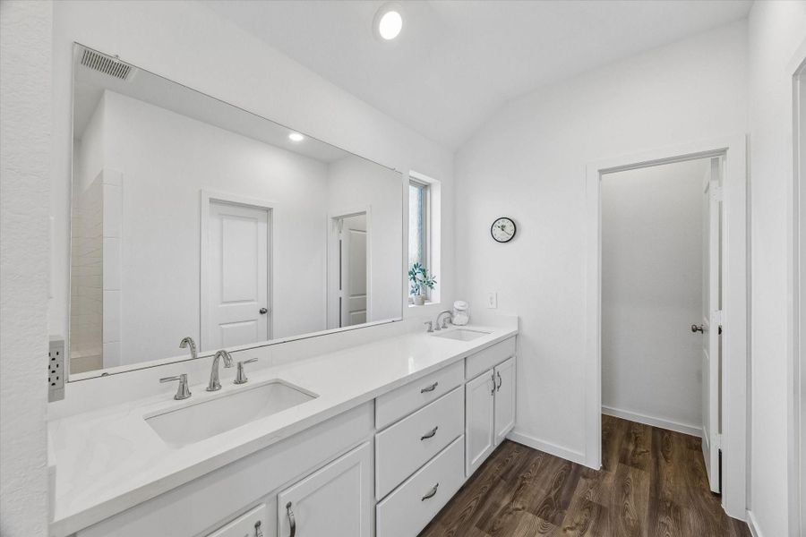 Furnished interior view inside a new home in , Magnolia (Image 24).