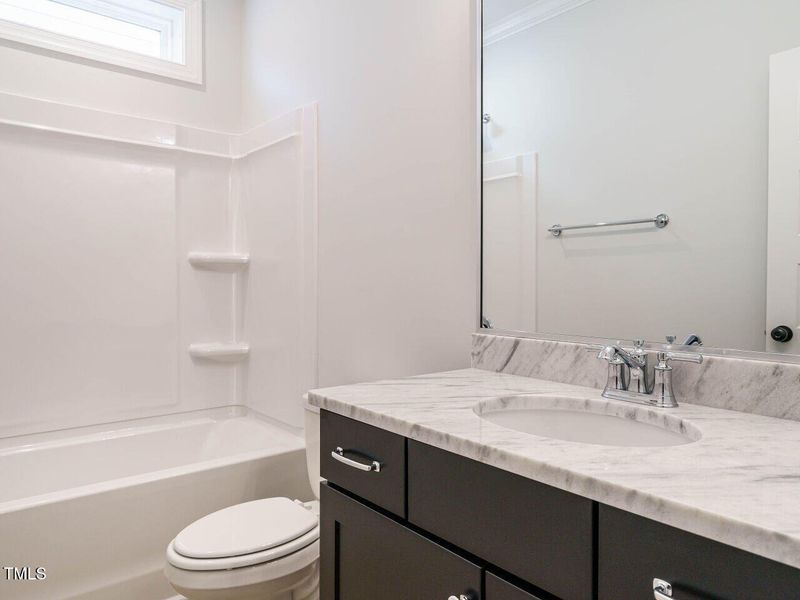 018-1280x960-bathroom