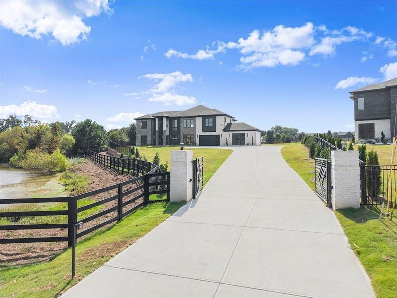 Image 63 of a home in .