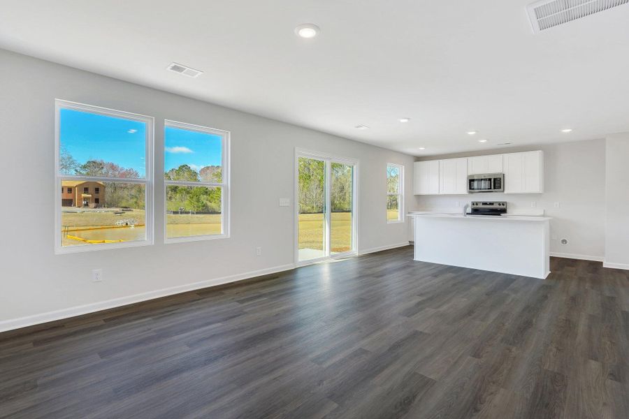 Spacious, unfurnished interior of a new home in Essence at Elms Glen Single Family Homes, Ladson (Image 37).