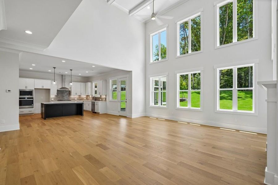 Spacious, unfurnished interior of a new home in Arden on Lanier, Cumming (Image 24).