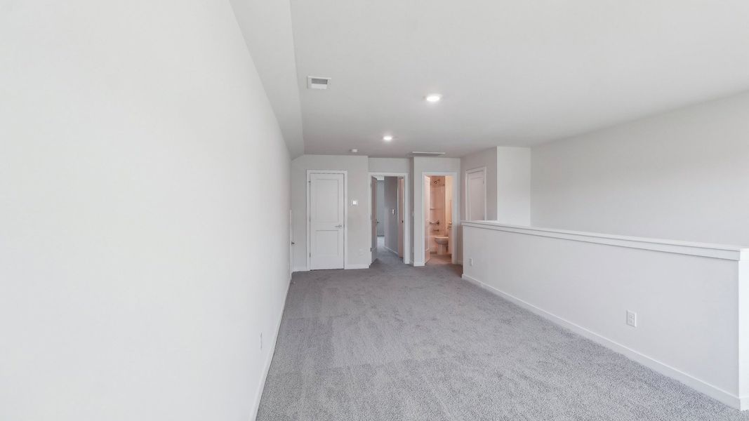 Representative unfurnished interior of a home built from the Willow by D.R. Horton in Westport, York (Image 33).