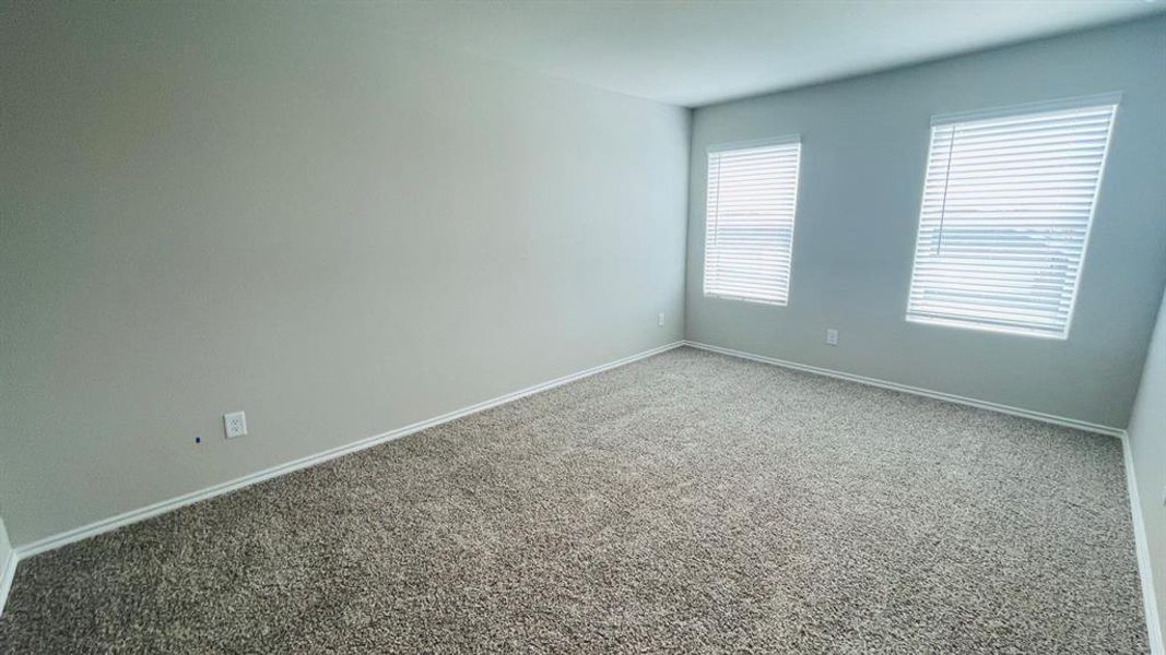Spacious, unfurnished interior of a new home in Sunnycreek, Crowley (Image 13).