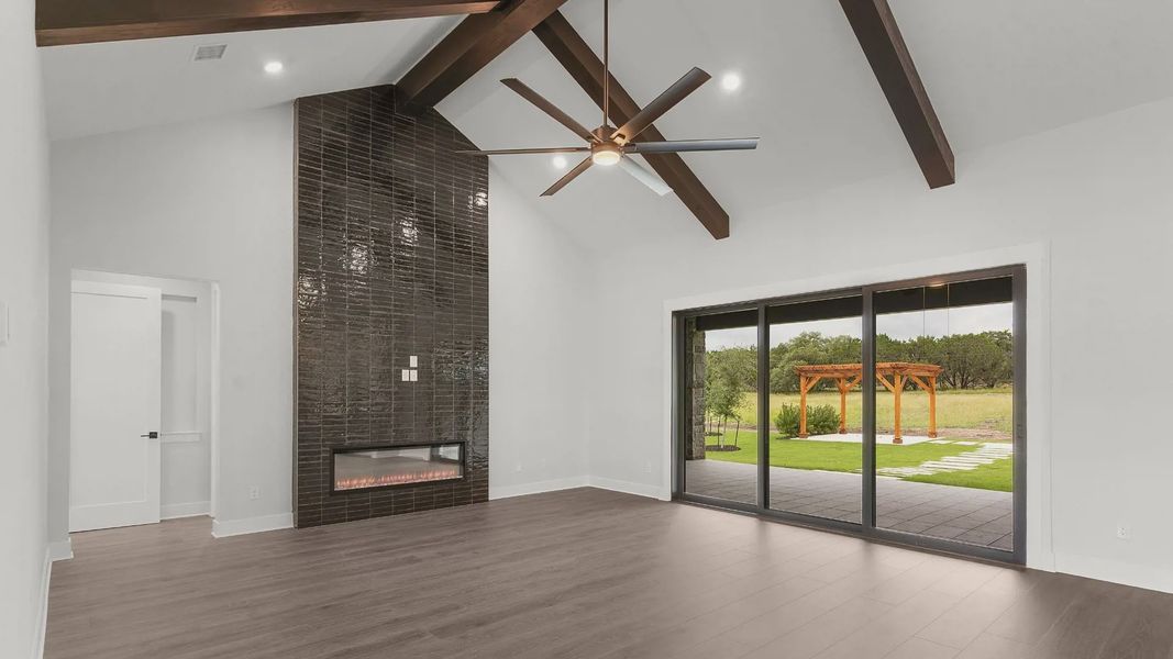 Representative unfurnished interior of a home built from the Montana by Chesmar Homes in Feathergrass, Florence (Image 22).
