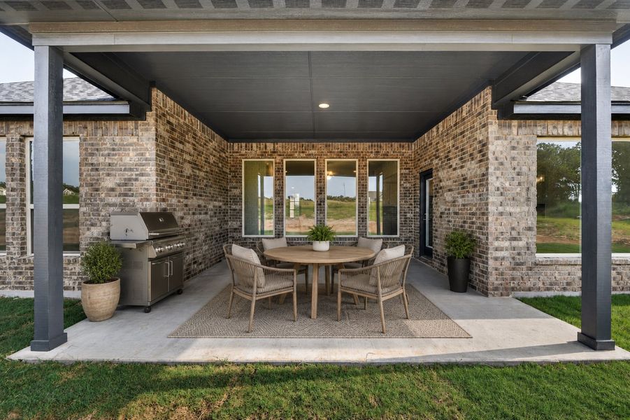 Exterior details and patio area of a home in Terra Vista Estates, Springtown (Image 3).