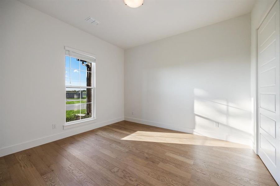 Spacious, unfurnished interior of a new home in , McLendon-Chisholm (Image 27). Spacious, unfurnished interior of a new home in , McLendon-Chisholm (Image 27).