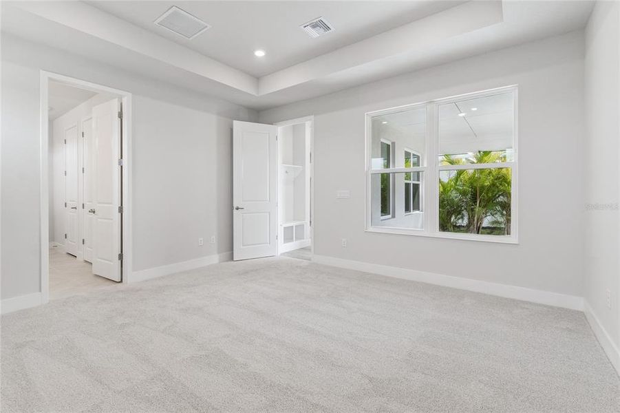 Spacious, unfurnished interior of a new home in Vistera of Venice – Cottage Series, Nokomis (Image 15).