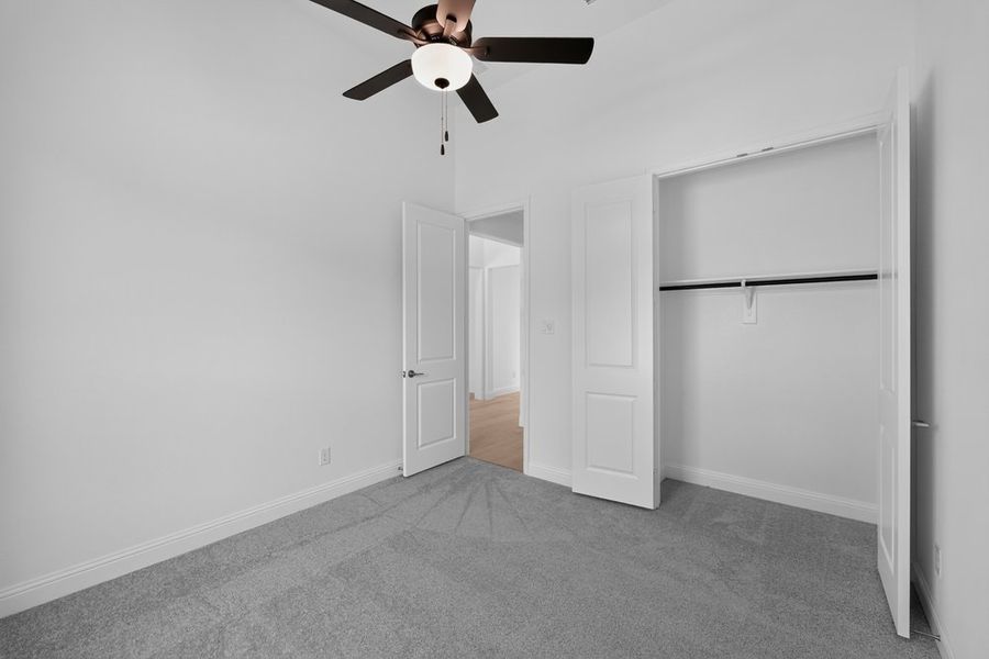 Spacious, unfurnished interior of a new home in Cross Creek Meadows, Celina (Image 28).