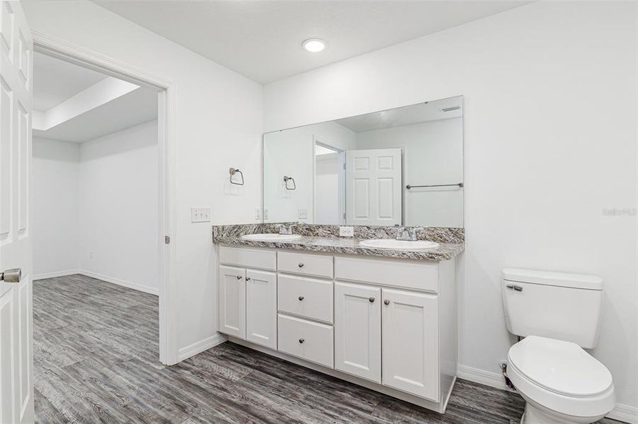 Furnished interior view inside a new home in , Winter Haven (Image 6).