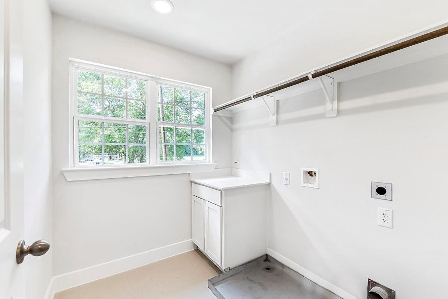 Furnished interior view inside a new home in , Montgomery (Image 4).